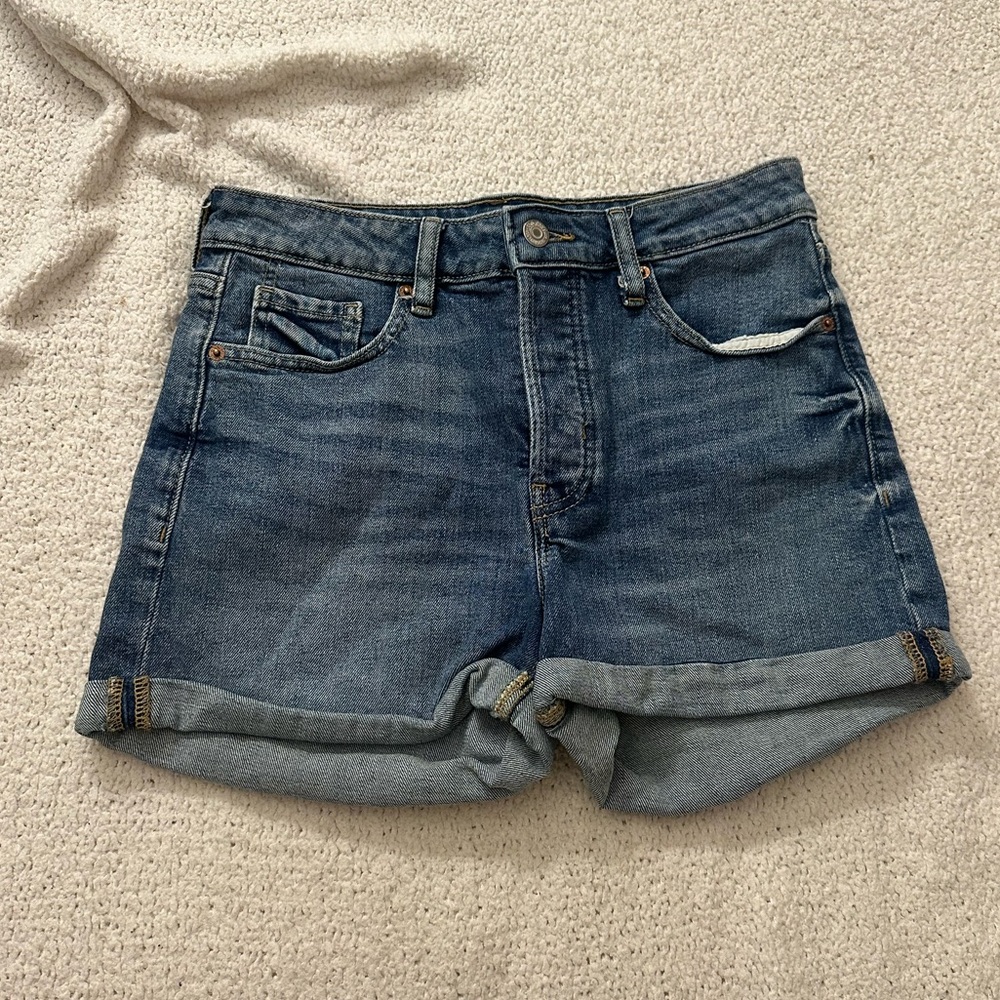 Old navy shorts